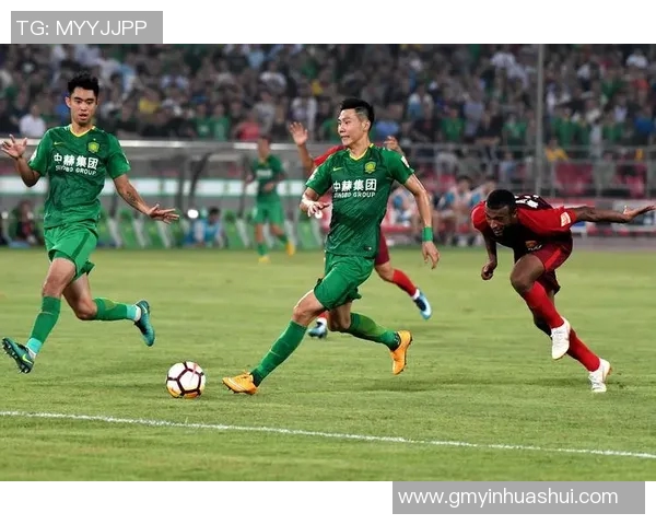 国安鲁能激战正酣视频直播全程回顾与精彩瞬间分享